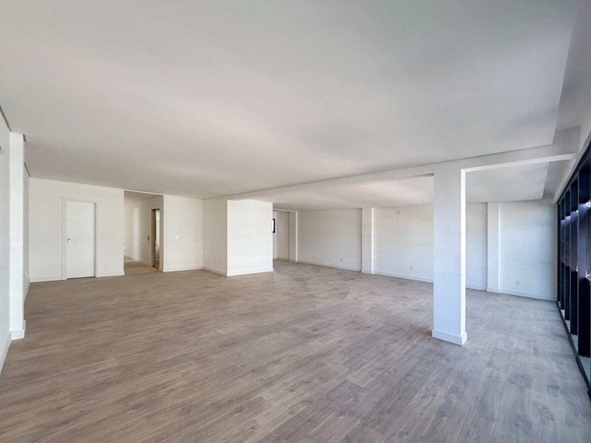 WhatsApp Image 2026-03-31 at 18.00.04 (3)